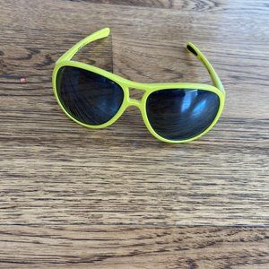 Oakley Yellow Aviators
